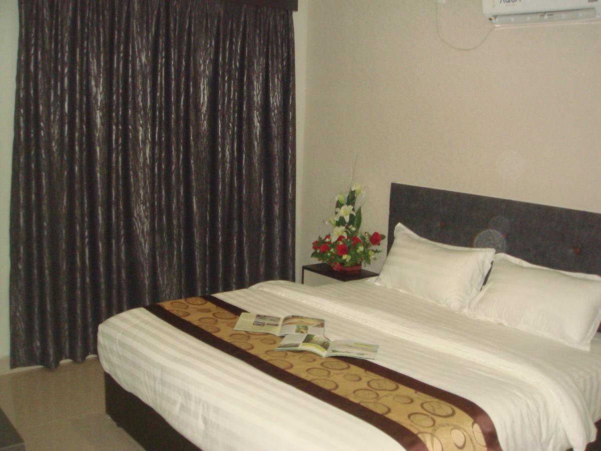 City Central Hotel Batam Exterior photo