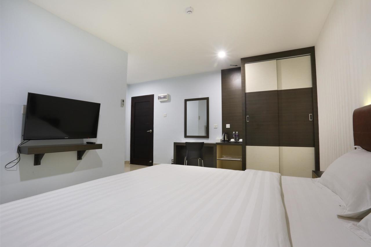 City Central Hotel Batam Exterior photo